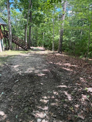 100 Cowboy Lane, Wellington, KY 40387