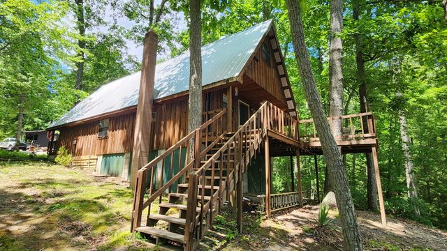 100 Cowboy Lane, Wellington, KY 40387