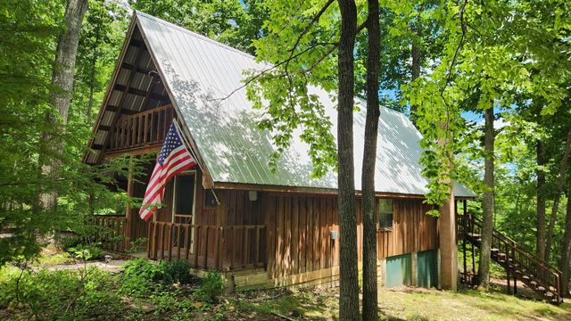 100 Cowboy Lane, Wellington, KY 40387