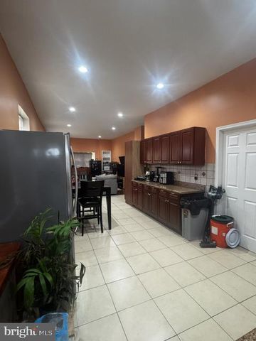 3244 CEDAR ST, Philadelphia, PA 19134