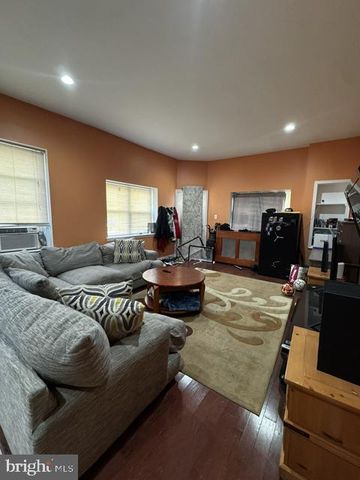 3244 CEDAR ST, Philadelphia, PA 19134