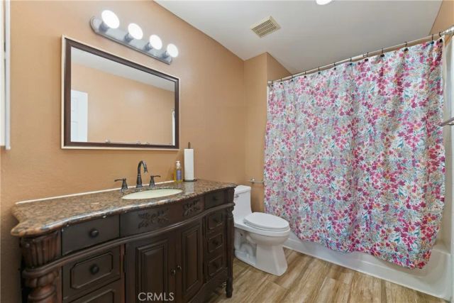11970 Walnut St, Bloomington, CA 92316