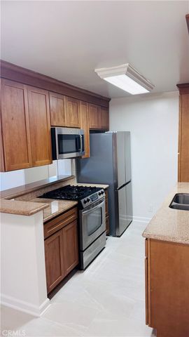 20327 Saticoy 309, Winnetka, CA 91306