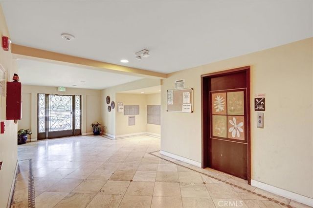 20327 Saticoy 309, Winnetka, CA 91306
