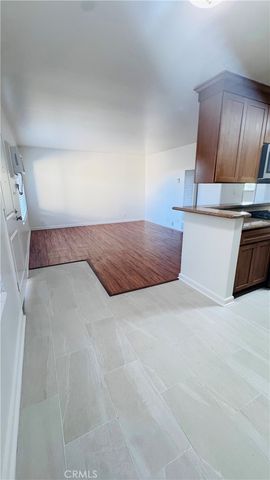 20327 Saticoy 309, Winnetka, CA 91306
