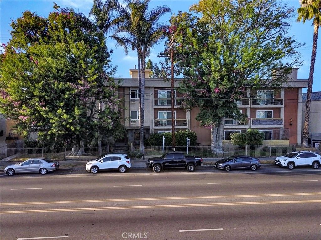 20327 Saticoy 309, Winnetka, CA 91306