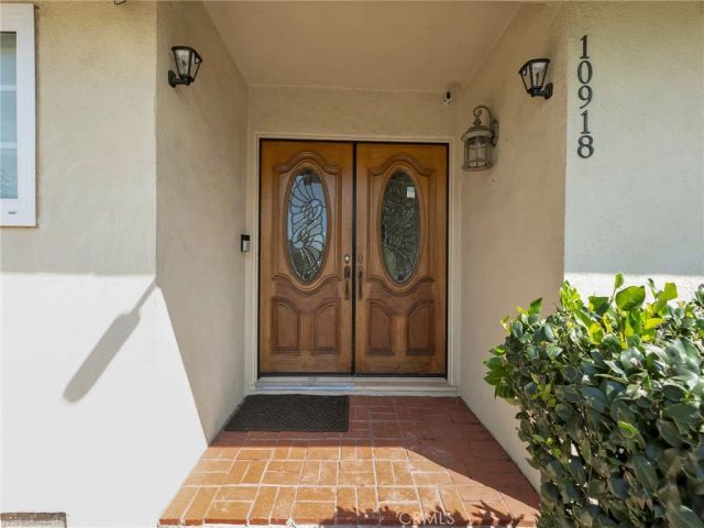 10918 Reseda, Porter Ranch, CA 91326