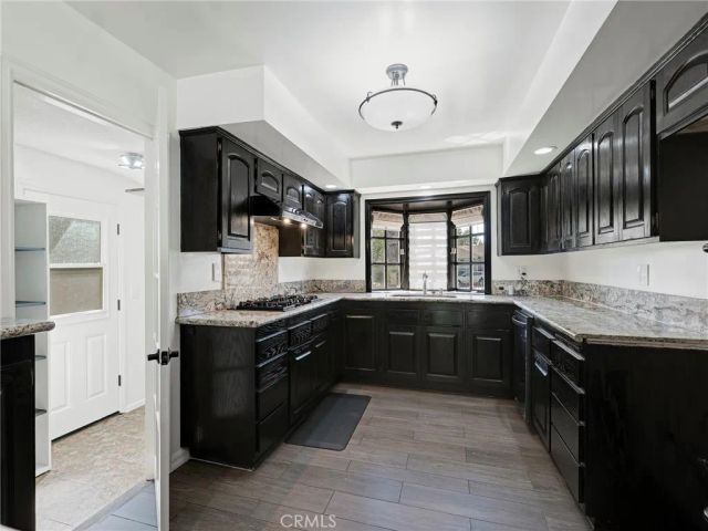 10918 Reseda, Porter Ranch, CA 91326