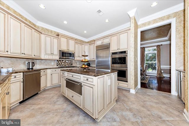 2822 NORBORNE PLACE, Oakton, VA 22124