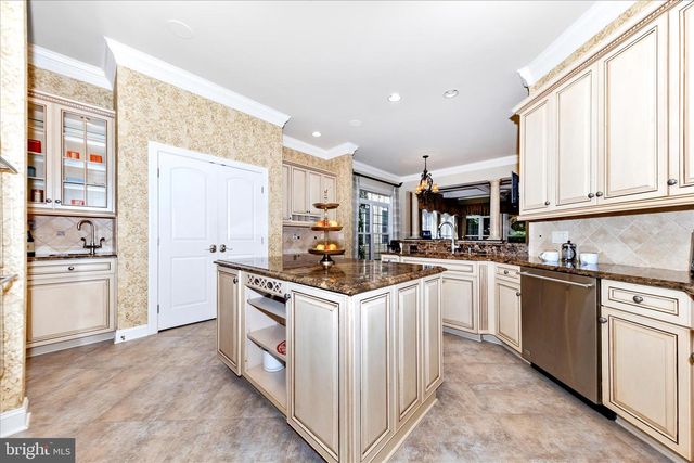 2822 NORBORNE PLACE, Oakton, VA 22124