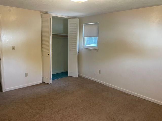 19 Louis Lane 1, Randolph, MA 02368