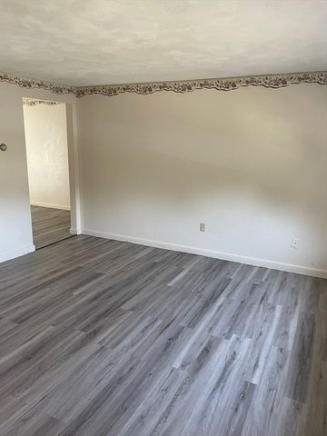 19 Louis Lane 1, Randolph, MA 02368