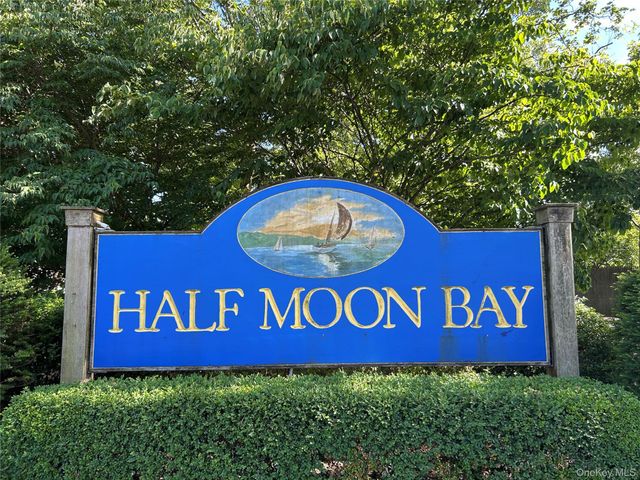 106 Half Moon Bay Drive, Croton-on-hudson, NY 10520