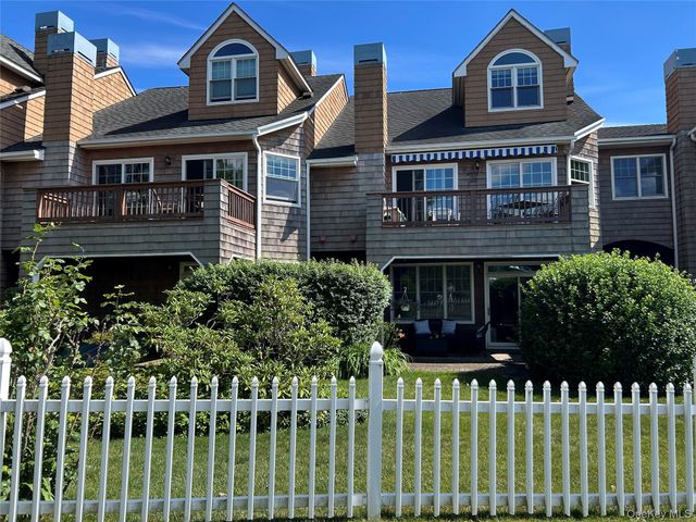 106 Half Moon Bay Drive, Croton-on-hudson, NY 10520