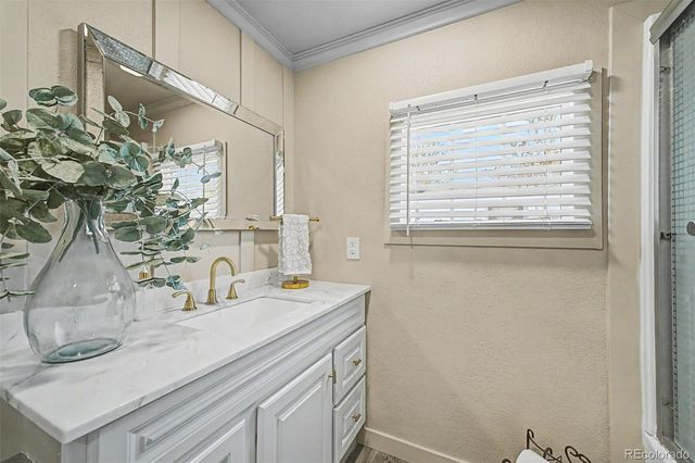2100 W 100th Avenue, Thornton, CO 80260
