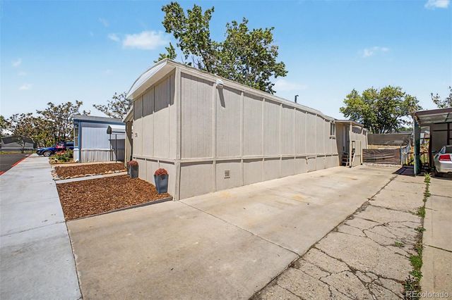 2100 W 100th Avenue, Thornton, CO 80260