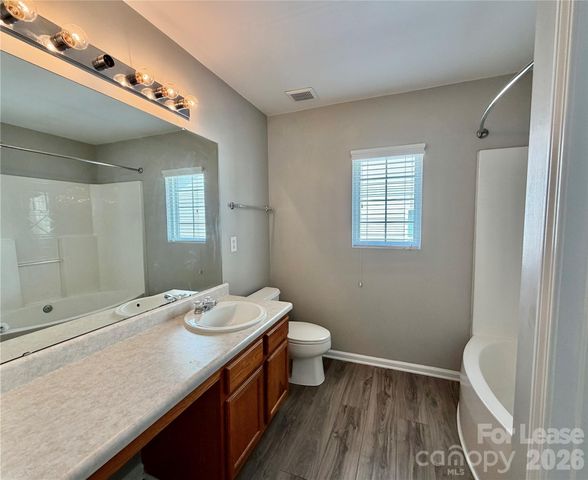 551 Tribune Drive, Charlotte, NC 28214