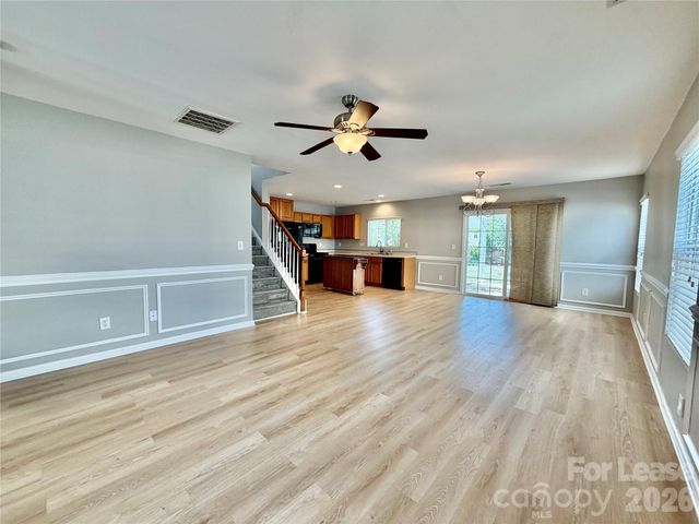 551 Tribune Drive, Charlotte, NC 28214