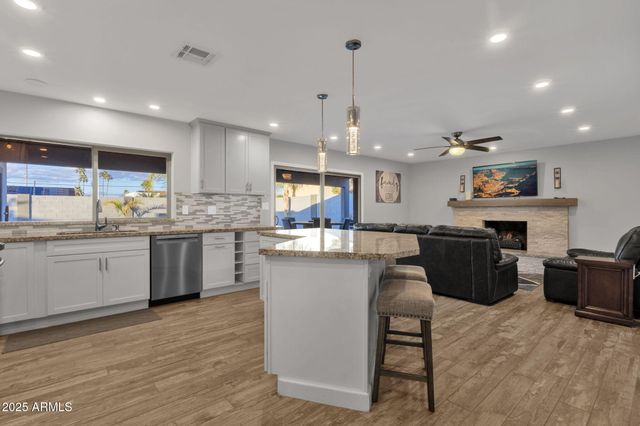 5210 E KAREN Drive, Scottsdale, AZ 85254