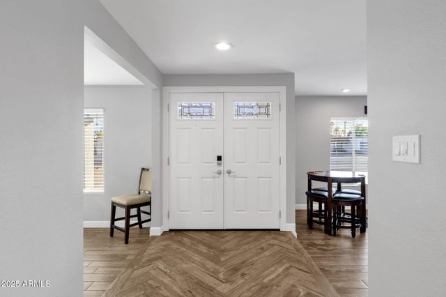 5210 E KAREN Drive, Scottsdale, AZ 85254