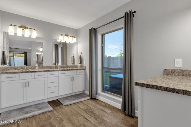 5210 E KAREN Drive, Scottsdale, AZ 85254