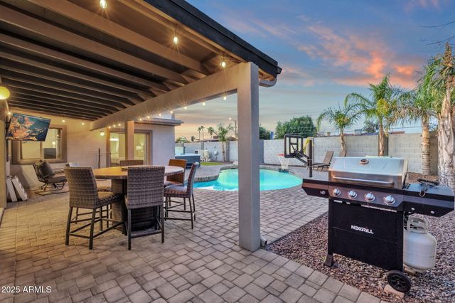 5210 E KAREN Drive, Scottsdale, AZ 85254