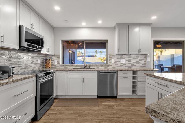 5210 E KAREN Drive, Scottsdale, AZ 85254