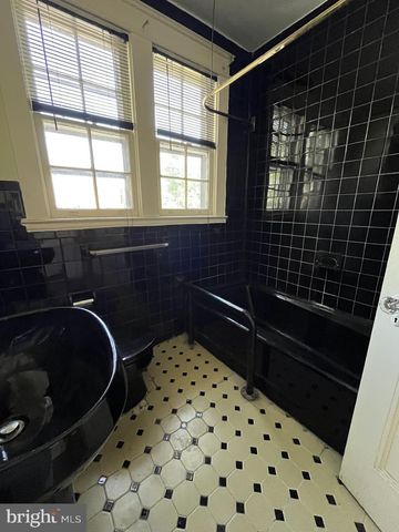 4601 17TH ST NW, Washington, DC 20011