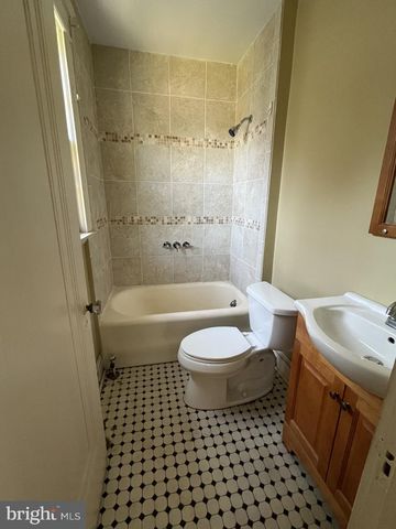 4601 17TH ST NW, Washington, DC 20011