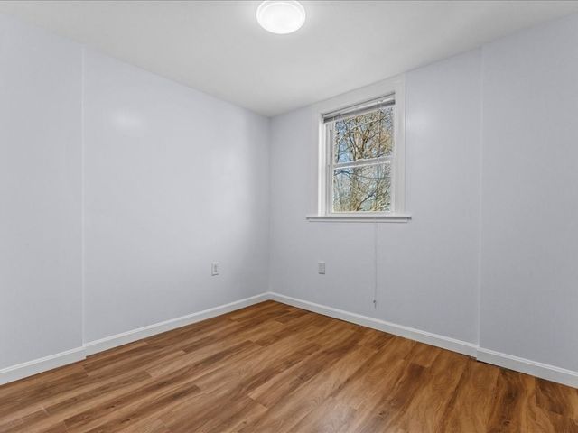 29 Orchard St, Southbridge, MA 01550