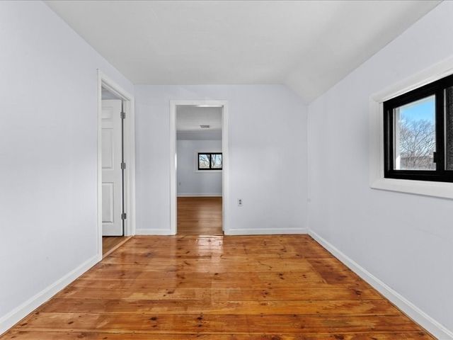 29 Orchard St, Southbridge, MA 01550