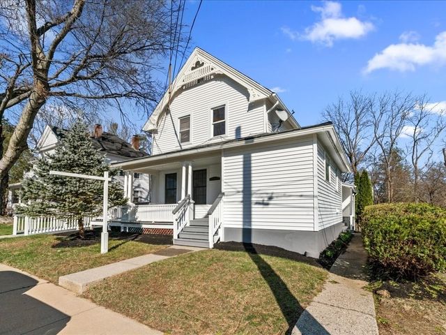 29 Orchard St, Southbridge, MA 01550