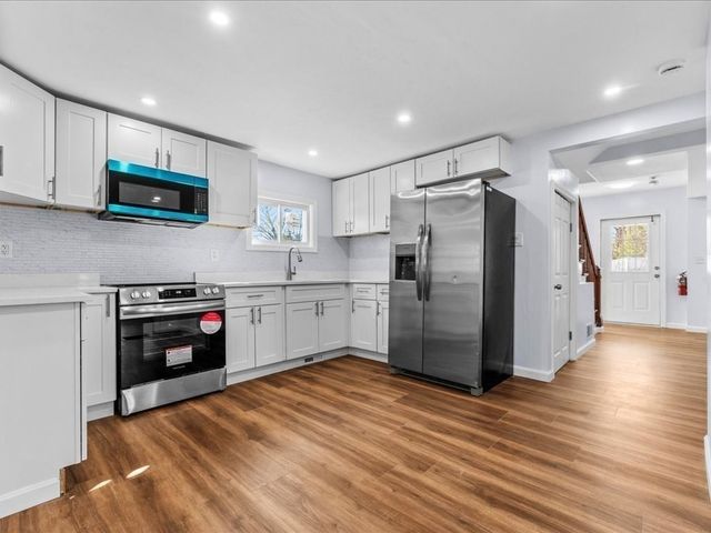 29 Orchard St, Southbridge, MA 01550