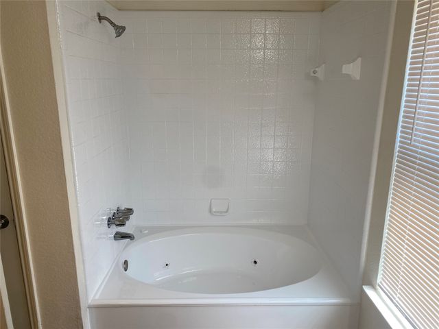 923 Simon Drive, Cedar Hill, TX 75104