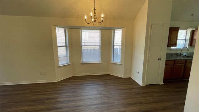 923 Simon Drive, Cedar Hill, TX 75104