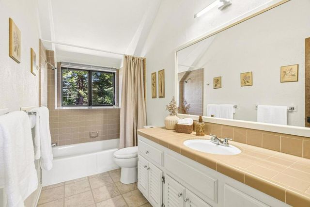 50 Magnifico Vita Lane, Watsonville, CA 95076
