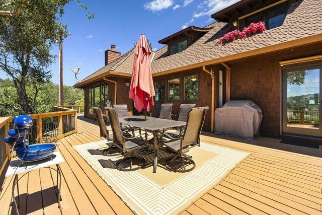 50 Magnifico Vita Lane, Watsonville, CA 95076