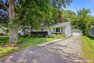 4800 Willow Lane, Mchenry, IL 60050