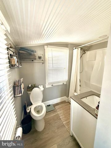 65 ARBUTUS AVE, Pitman, NJ 08071