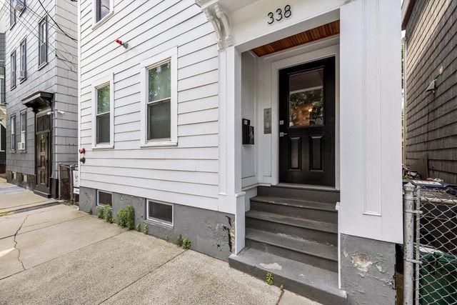 338 Hurley St 3, Cambridge, MA 02141