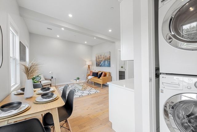 338 Hurley St 3, Cambridge, MA 02141