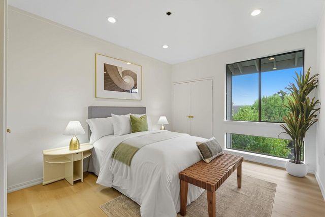 22330 Homestead Road 307, Cupertino, CA 95014