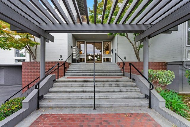 22330 Homestead Road 307, Cupertino, CA 95014