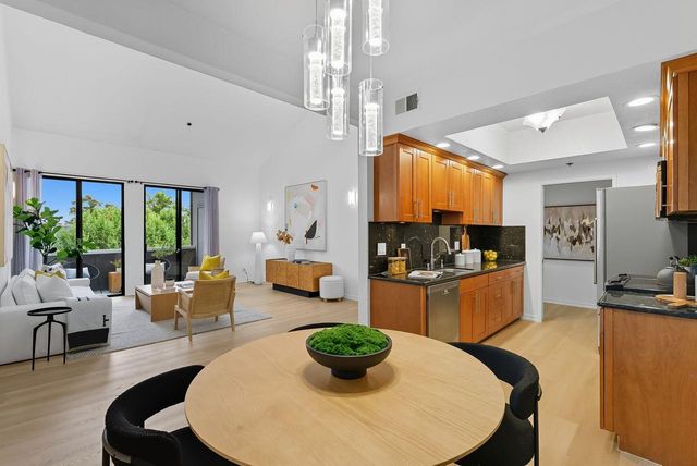 22330 Homestead Road 307, Cupertino, CA 95014