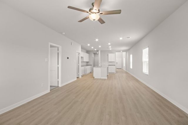 2117 Windy Grove Drive, Texas City, TX 77568