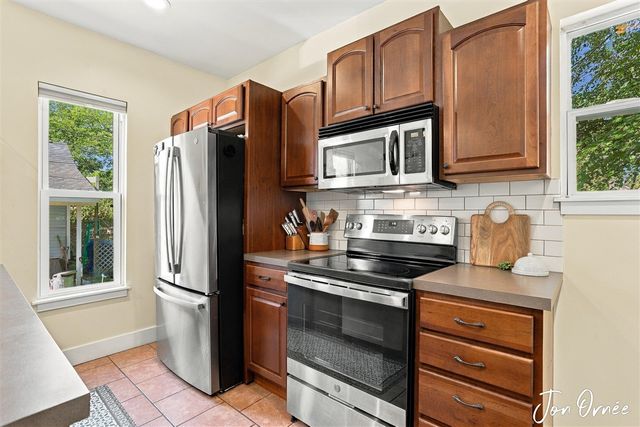 193 W 18th Street, Holland, MI 49423