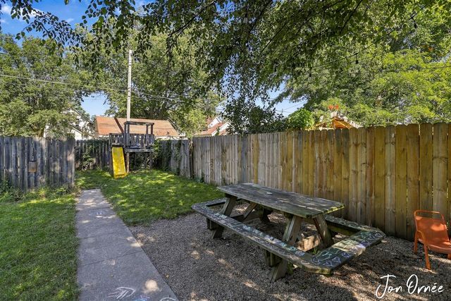 193 W 18th Street, Holland, MI 49423
