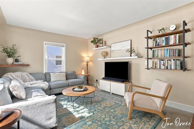 193 W 18th Street, Holland, MI 49423