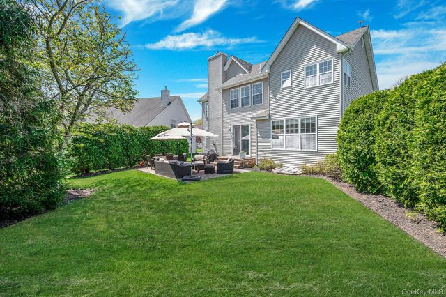 8 Joshua Court, Wading River, NY 11792