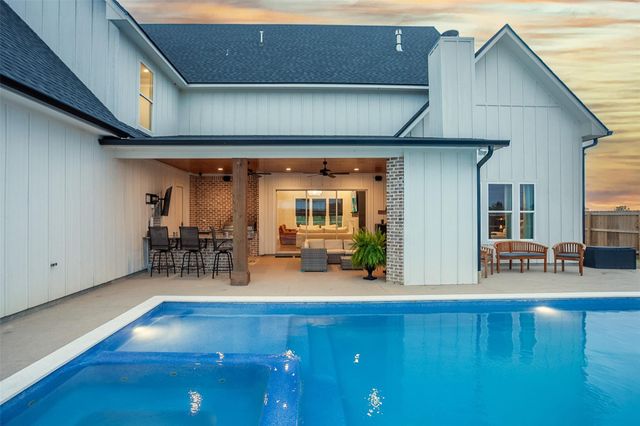 27540 Fm 365 Road, Beaumont, TX 77705